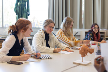 3C3A1954 Pietarsaaren lukio kuvaamataitoluokka LOW RES